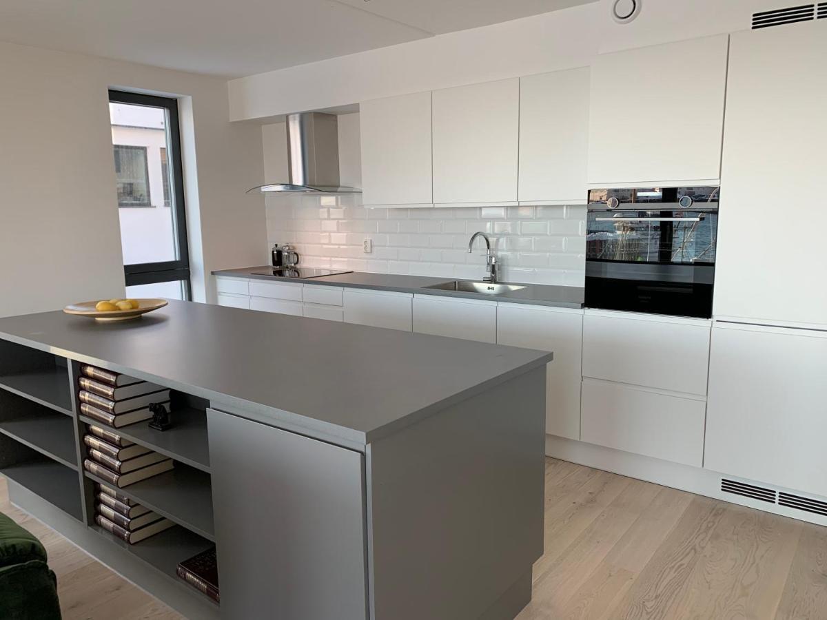 Lofoten Suiteapartments Сволвер Екстериор снимка