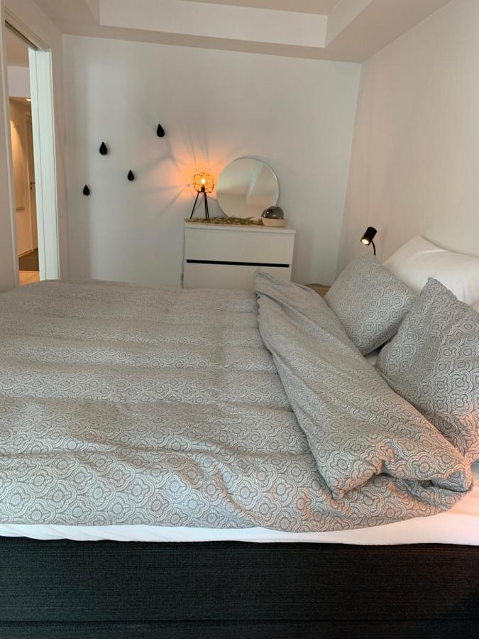 Lofoten Suiteapartments Сволвер Екстериор снимка