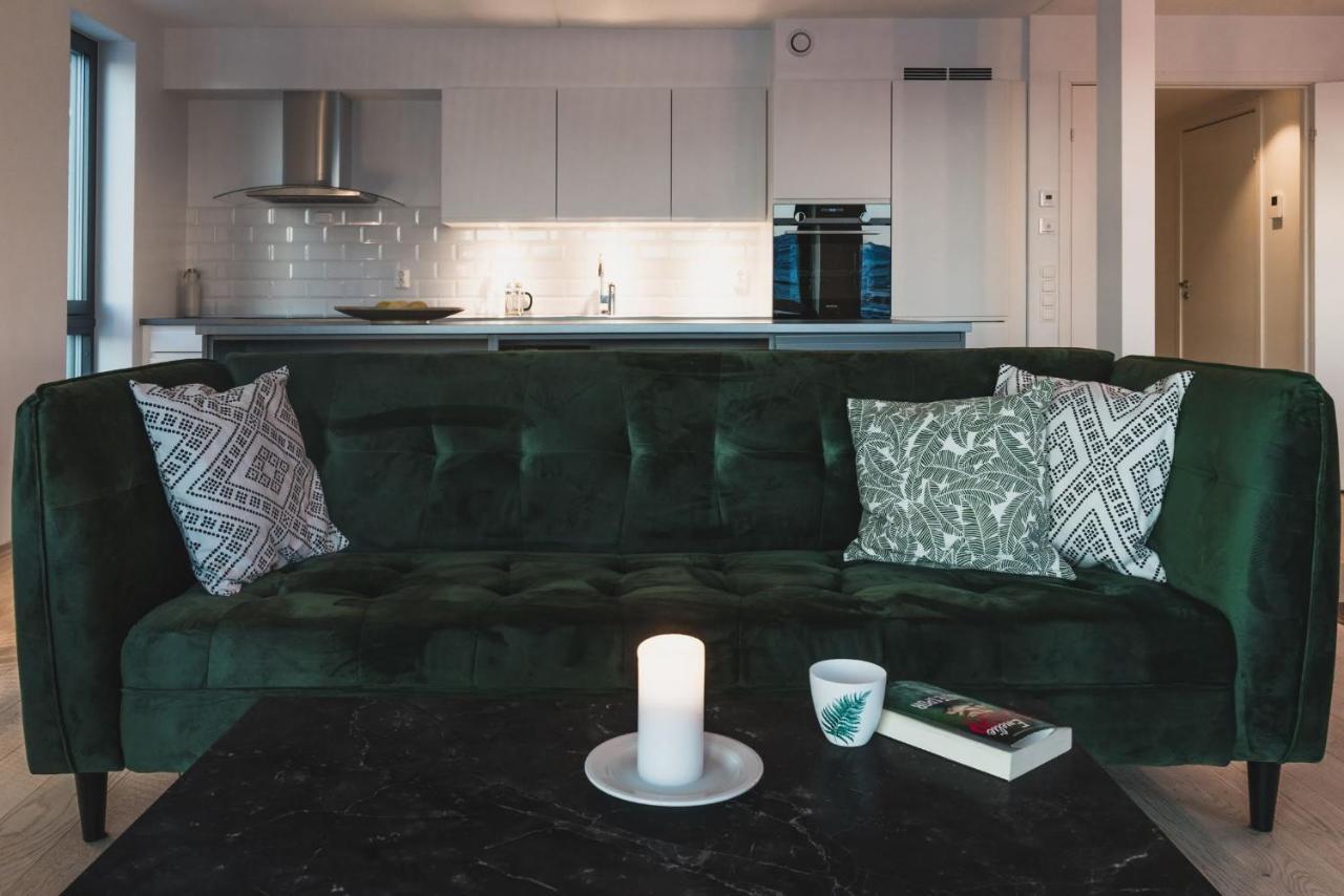 Lofoten Suiteapartments Сволвер Екстериор снимка