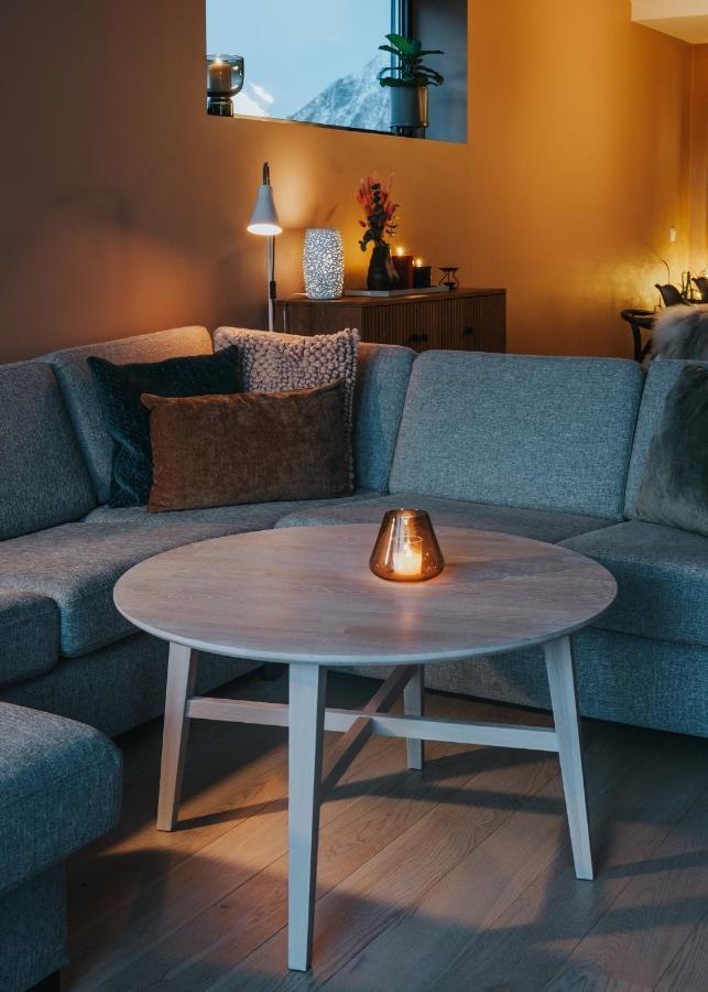 Lofoten Suiteapartments Сволвер Екстериор снимка