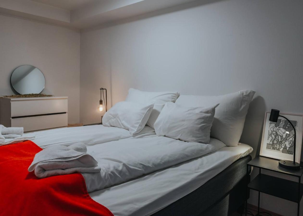 Lofoten Suiteapartments Сволвер Екстериор снимка